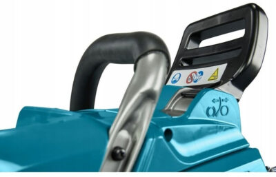 Makita UC011GT101 mit Akku BL4050F 5,0 Ah + Schnellladegerät DC40RA – Bild 6